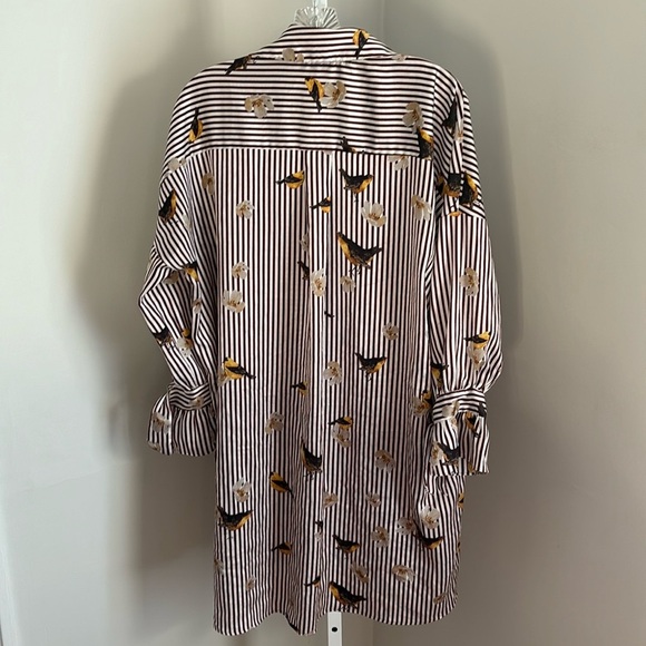 Zara Basic Collection Oversized Bird Print Top Burgundy Stripes Size Medium - Picture 3 of 6